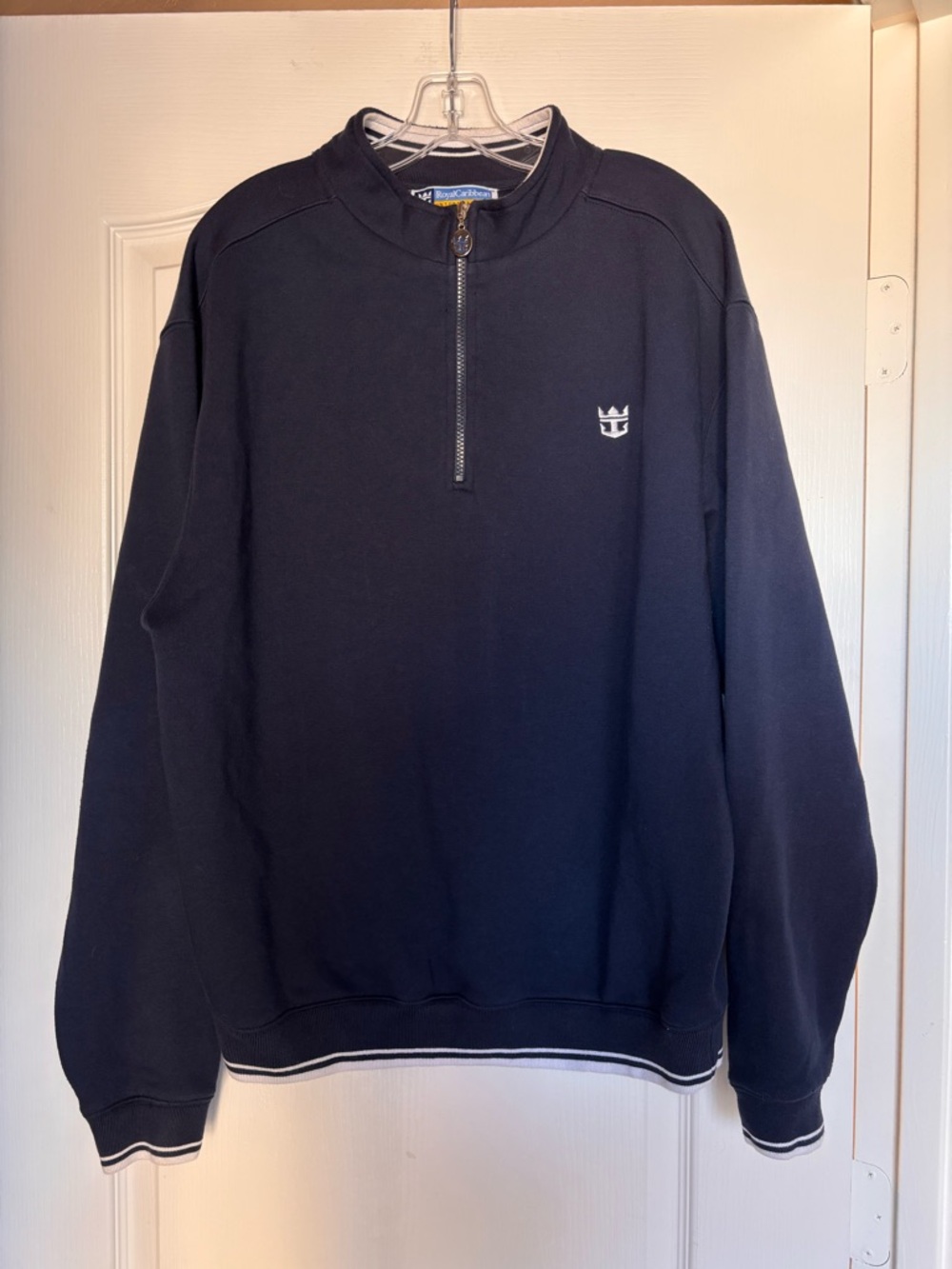 Royal Caribbean Unisex pullover sweater L/XL 1/4 zip navy blue cozy travel